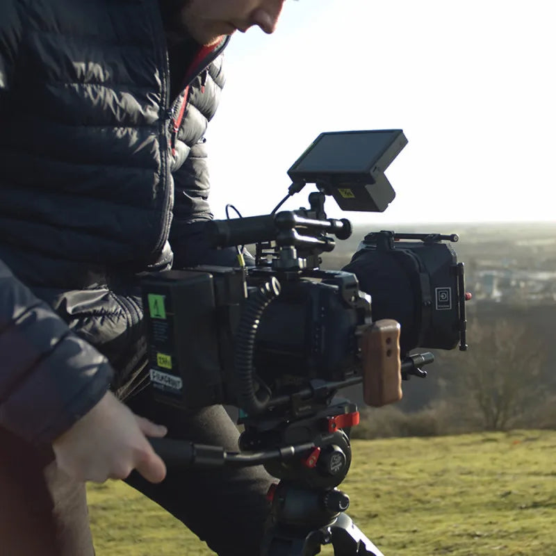 IFOOTAGE Video Camera Tripod Fluid Drag Pan Head with 1/4" and 3/8" Screws Sliding Quick Release Plate for Canon Nikon Sony DSLR